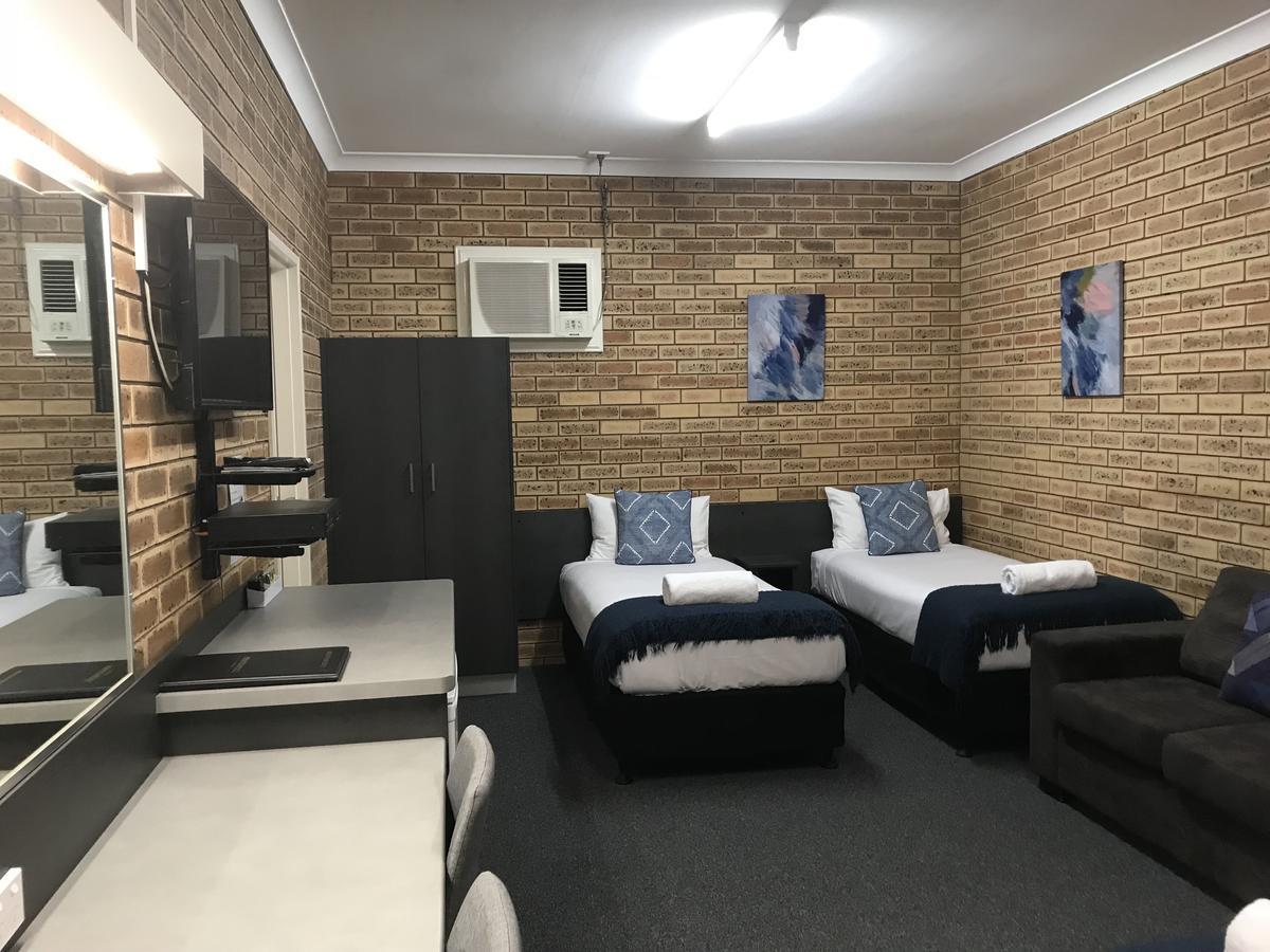 Blue Violet Motor Inn Toowoomba Exterior foto