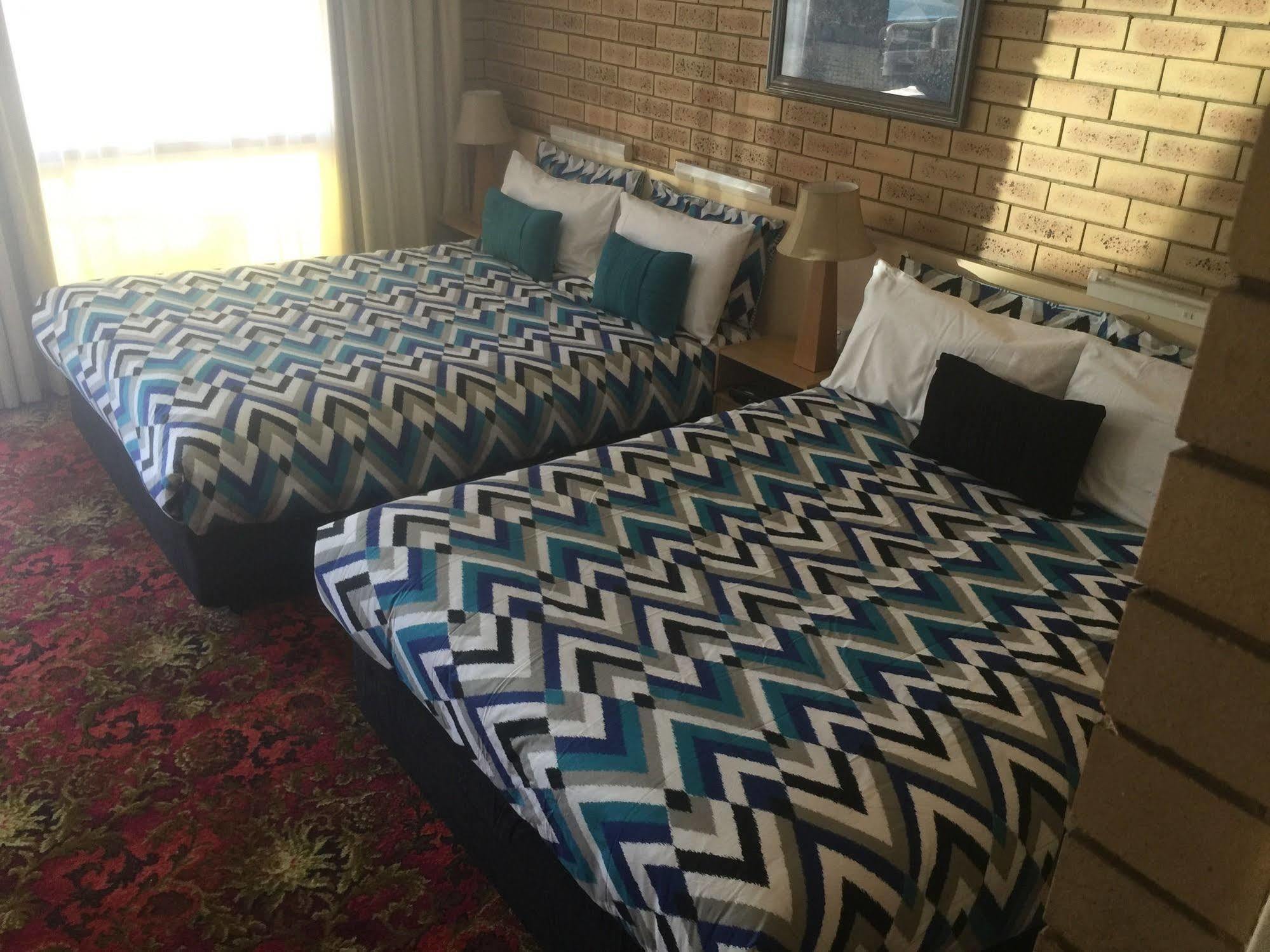 Blue Violet Motor Inn Toowoomba Exterior foto